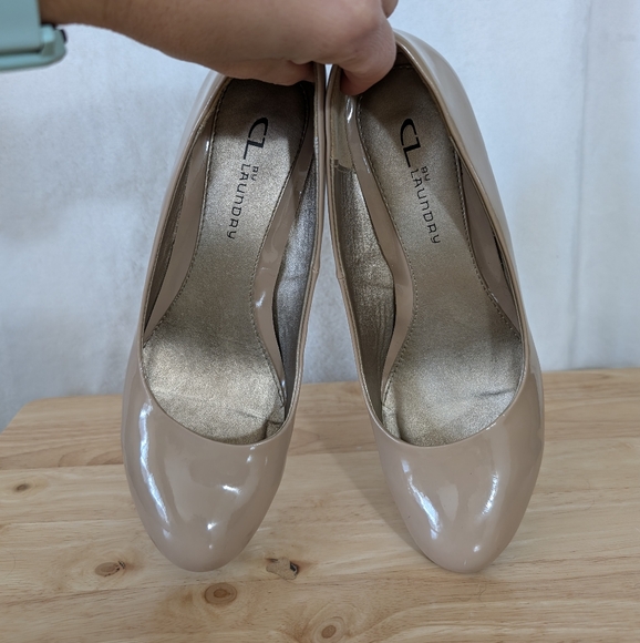 Nude wedge pumps - Picture 2 of 5